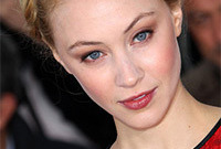 Sarah-gadon-makeup-fail-side